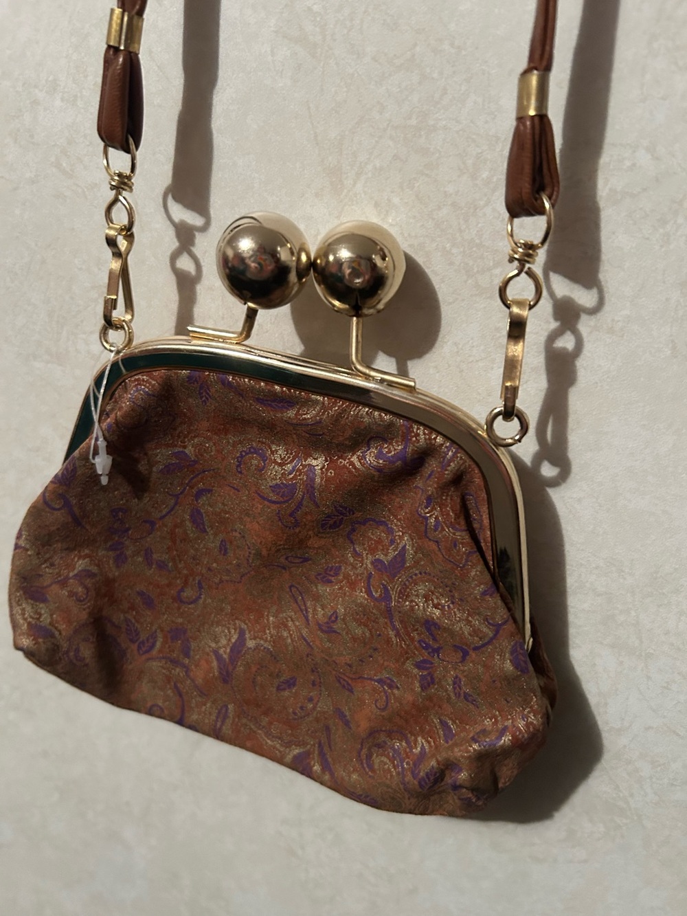 Giovanni all leather kiss-lock Paisley  coin purse
